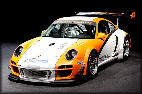 01 Porsche 911 GT3 R Hybrid.jpg
